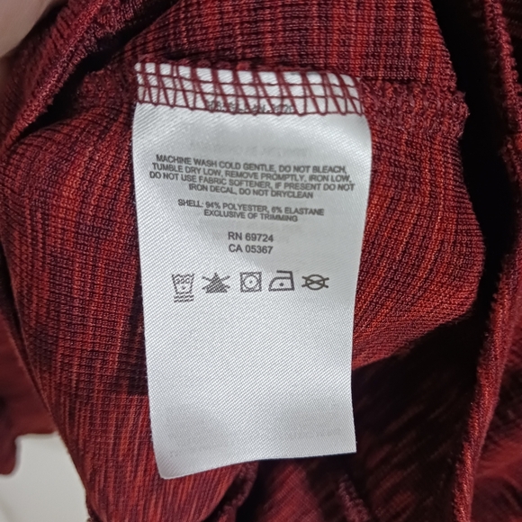 Columbia Quarter Zip Pullover - Picture 9 of 9